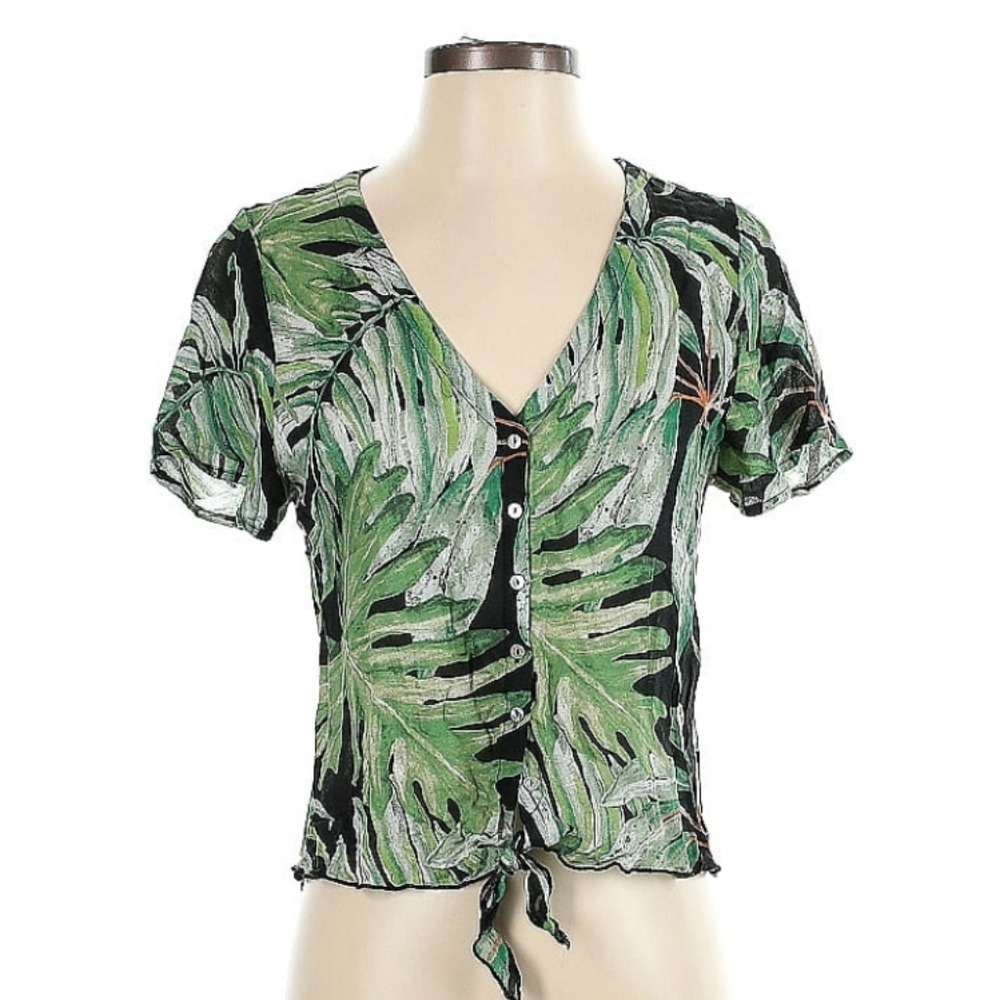 Chaser Leaf Print Short Sleeve Blouse